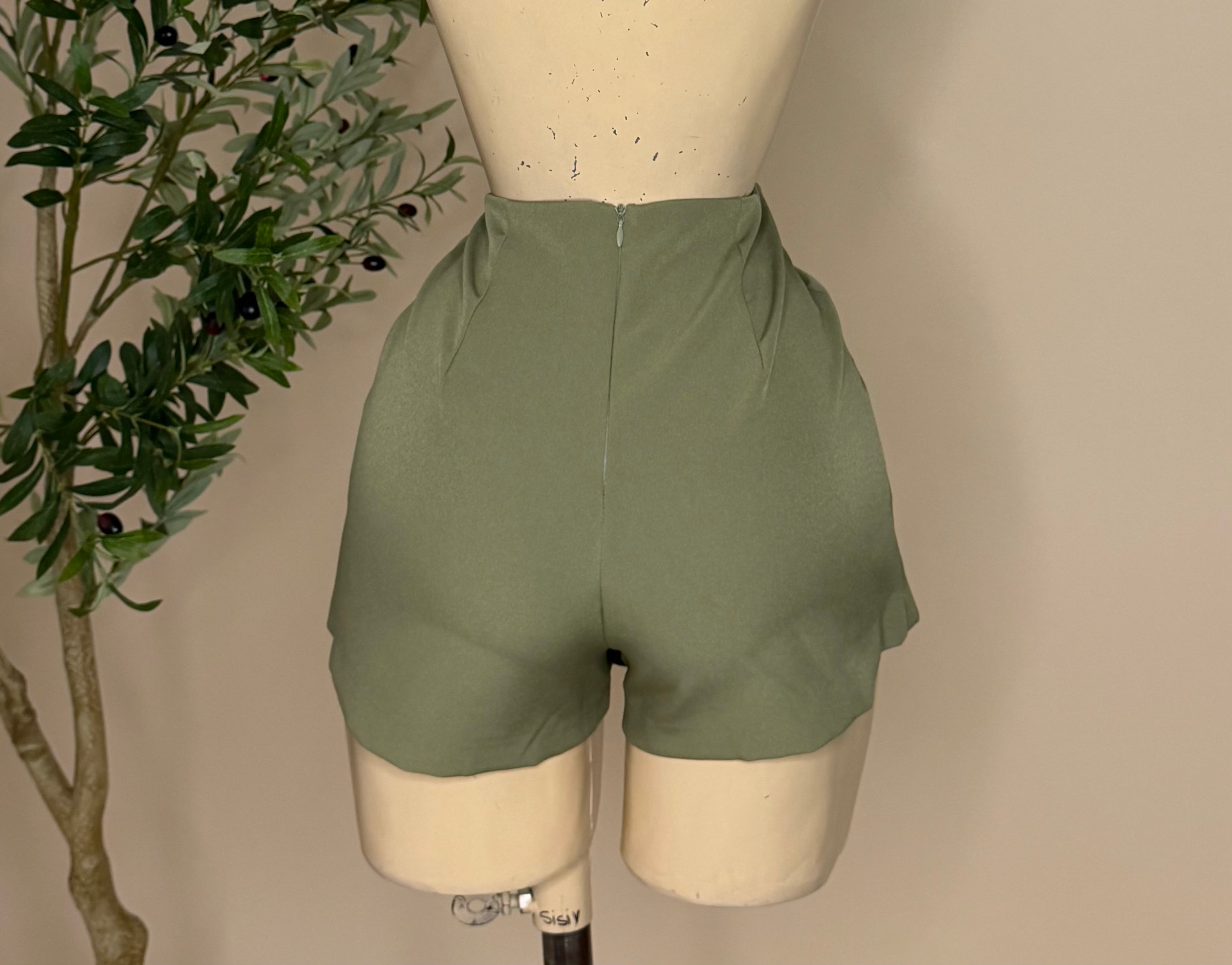 LUCCA SKORT