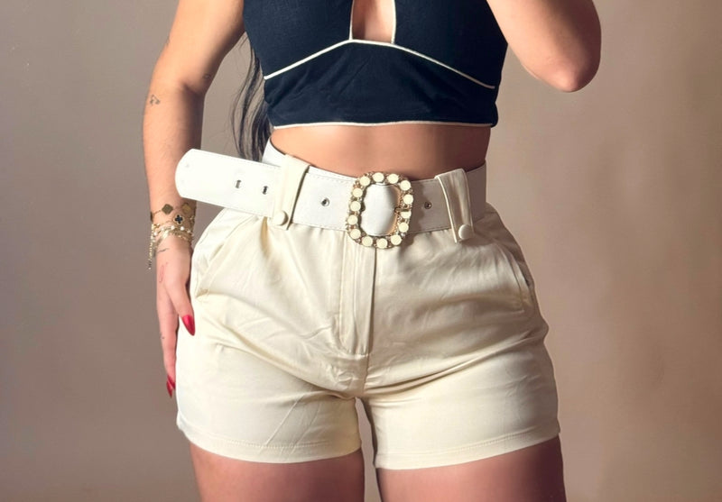 JULIA SHORT (BEIGE)
