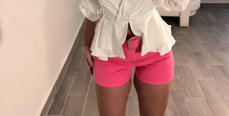 JULIA SHORT
