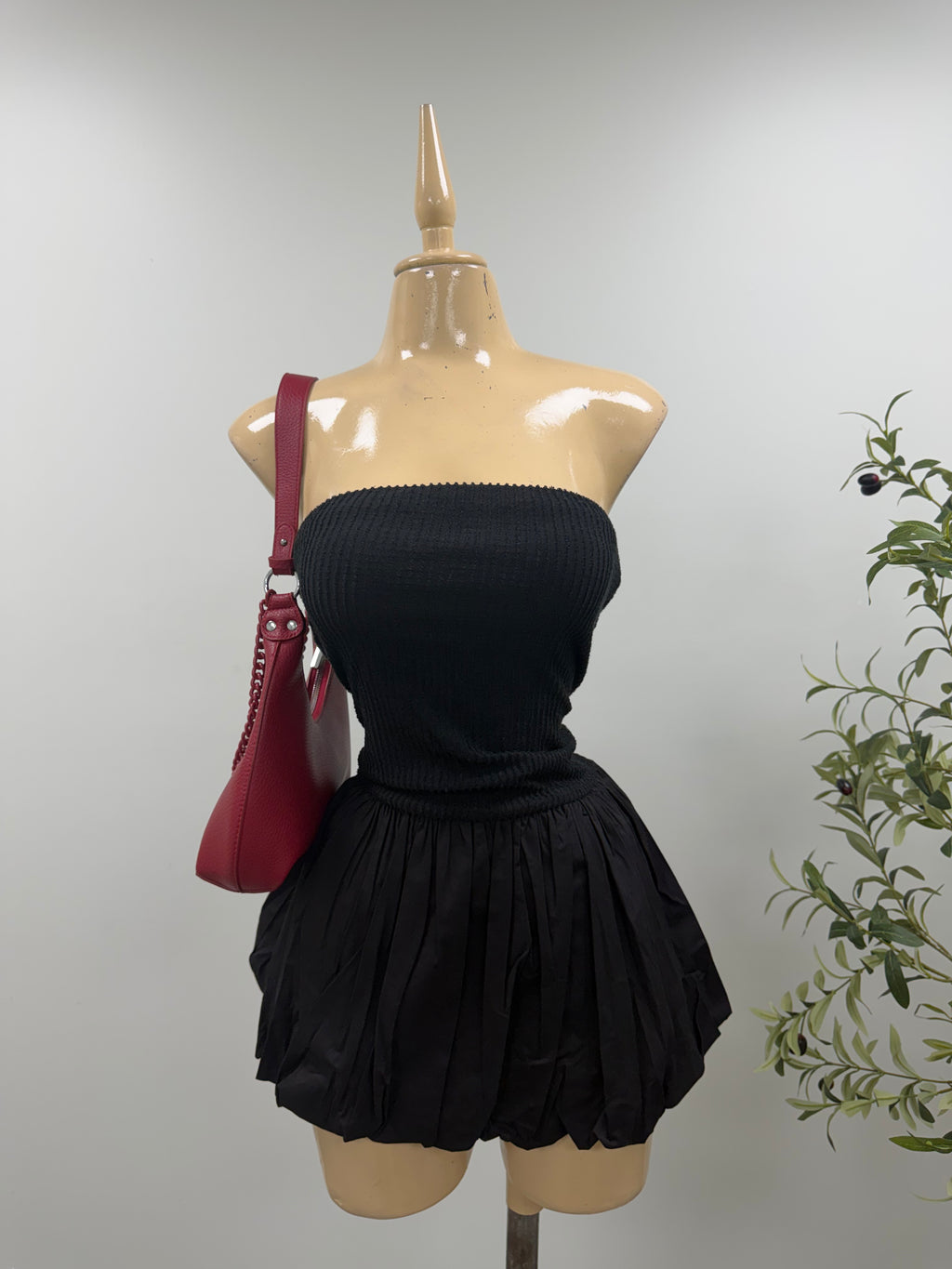 MILA DRESS (BLACK)