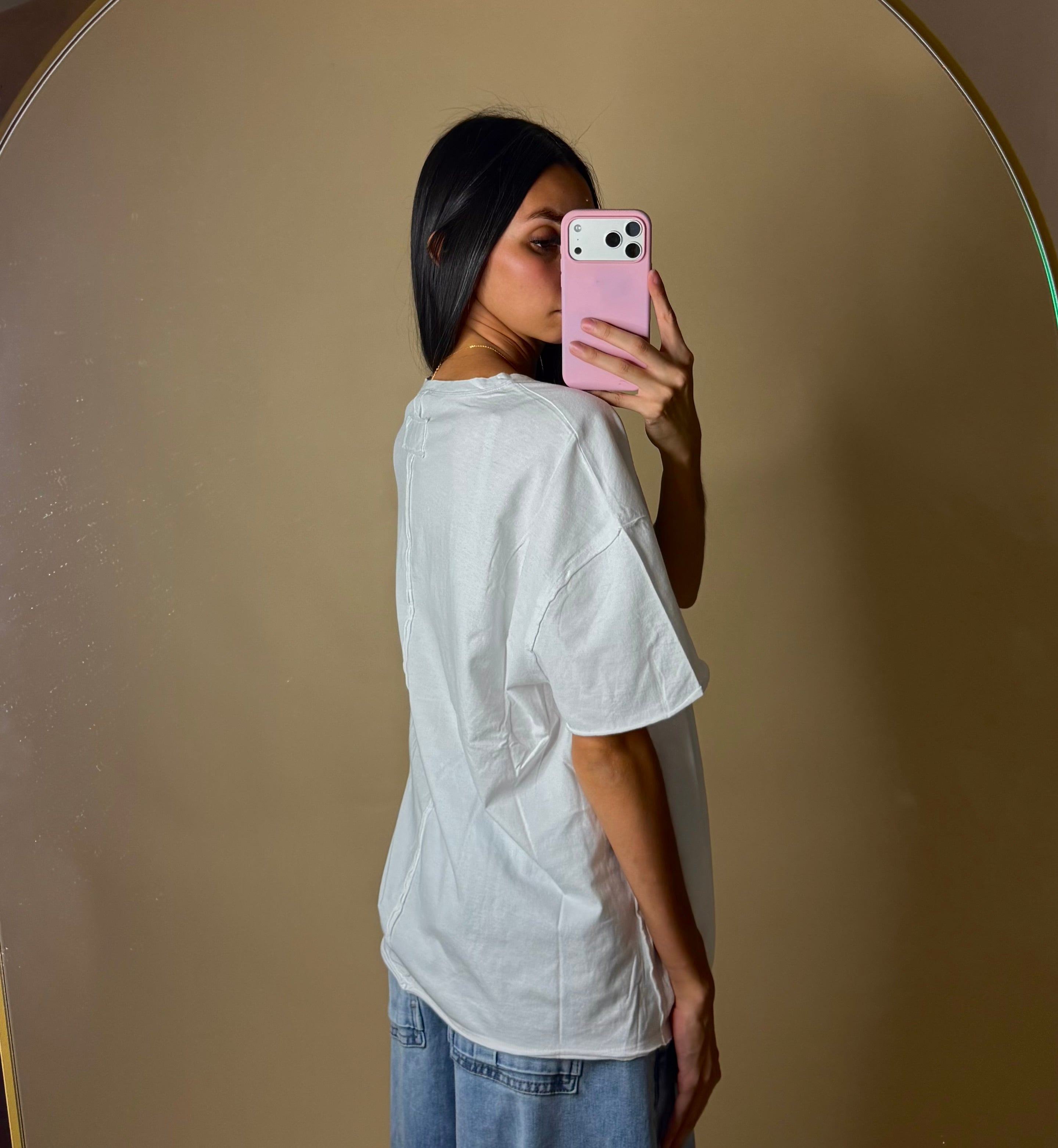 ESSENTIAL OVERSIZED T-SHIRT