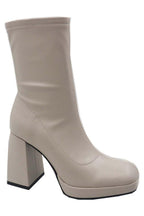 KITTIE  BOOTS (IVORY)