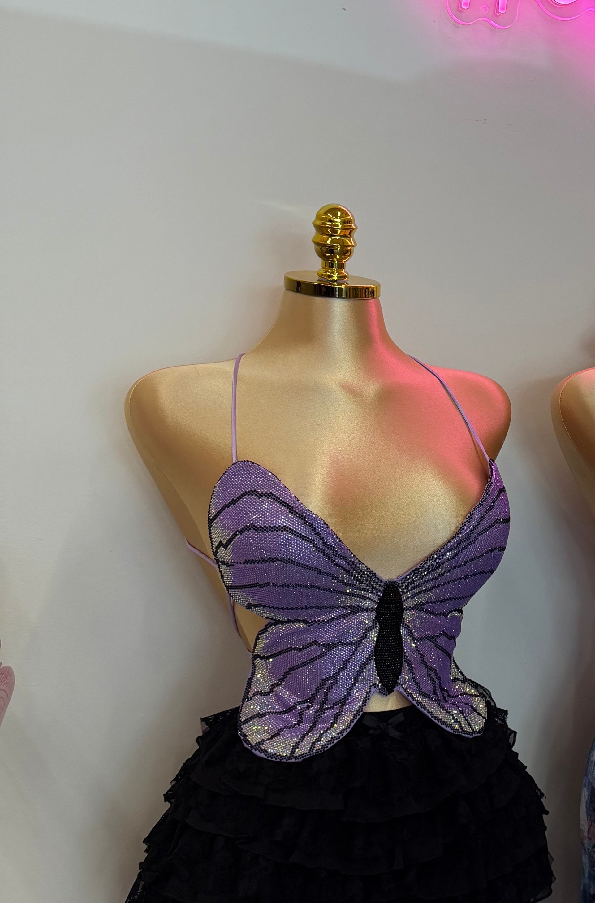 BUTTERFLY TOP