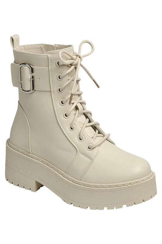 COMBAT BOOTS