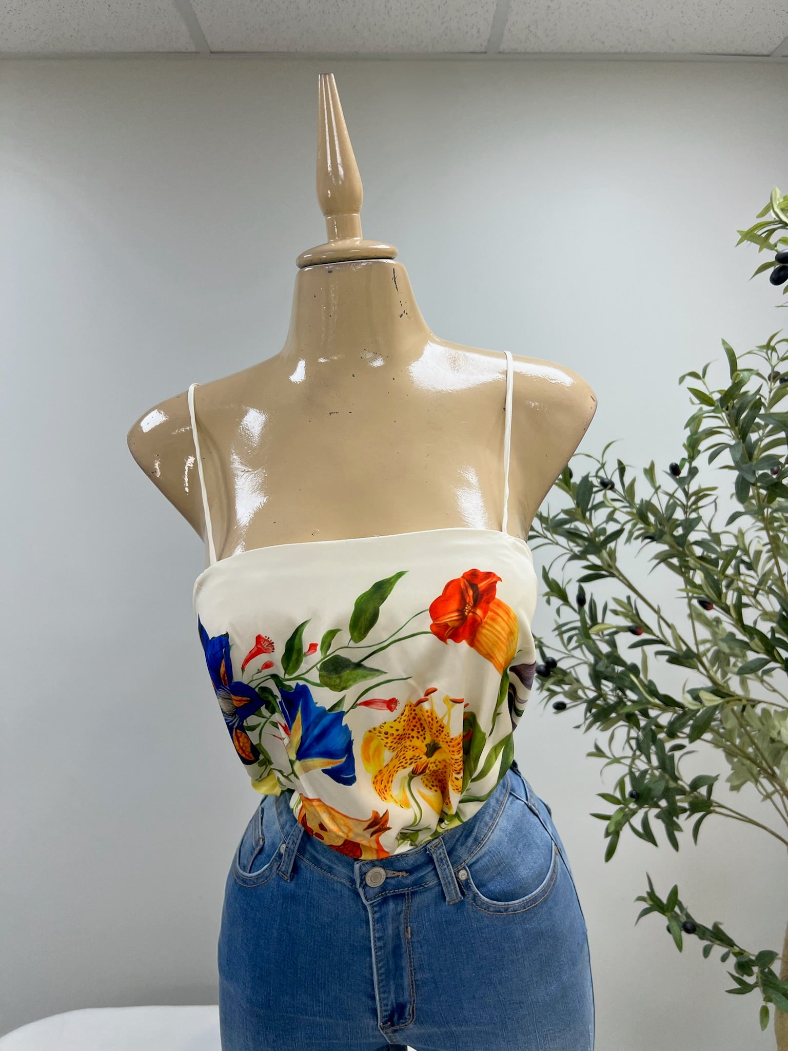 CALIA SCARF TOP