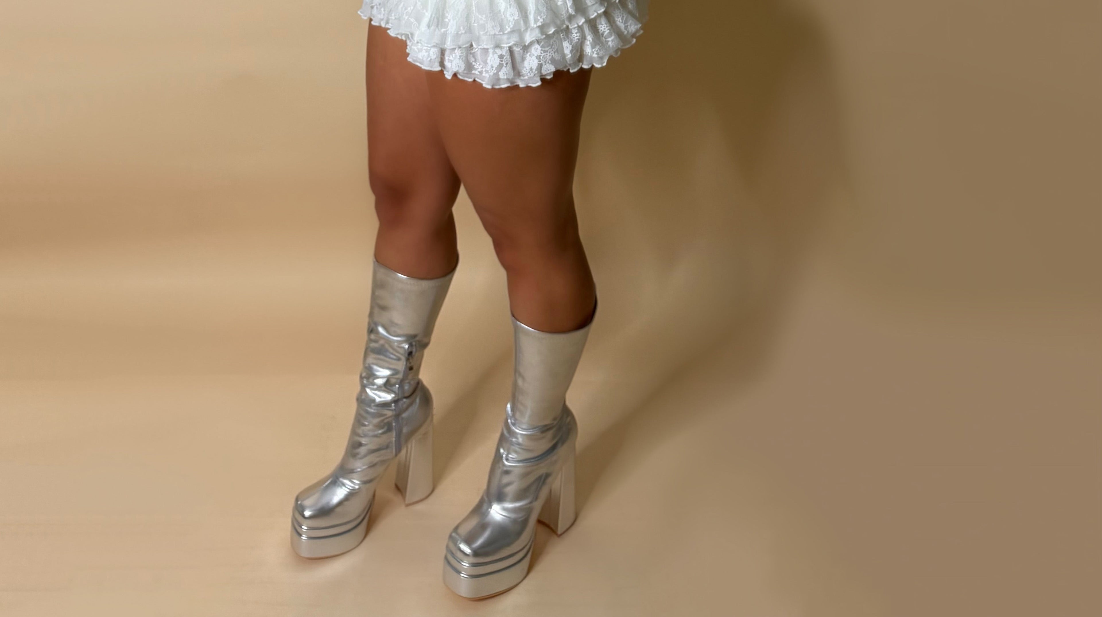 SAMANTHA BOOT (SILVER)