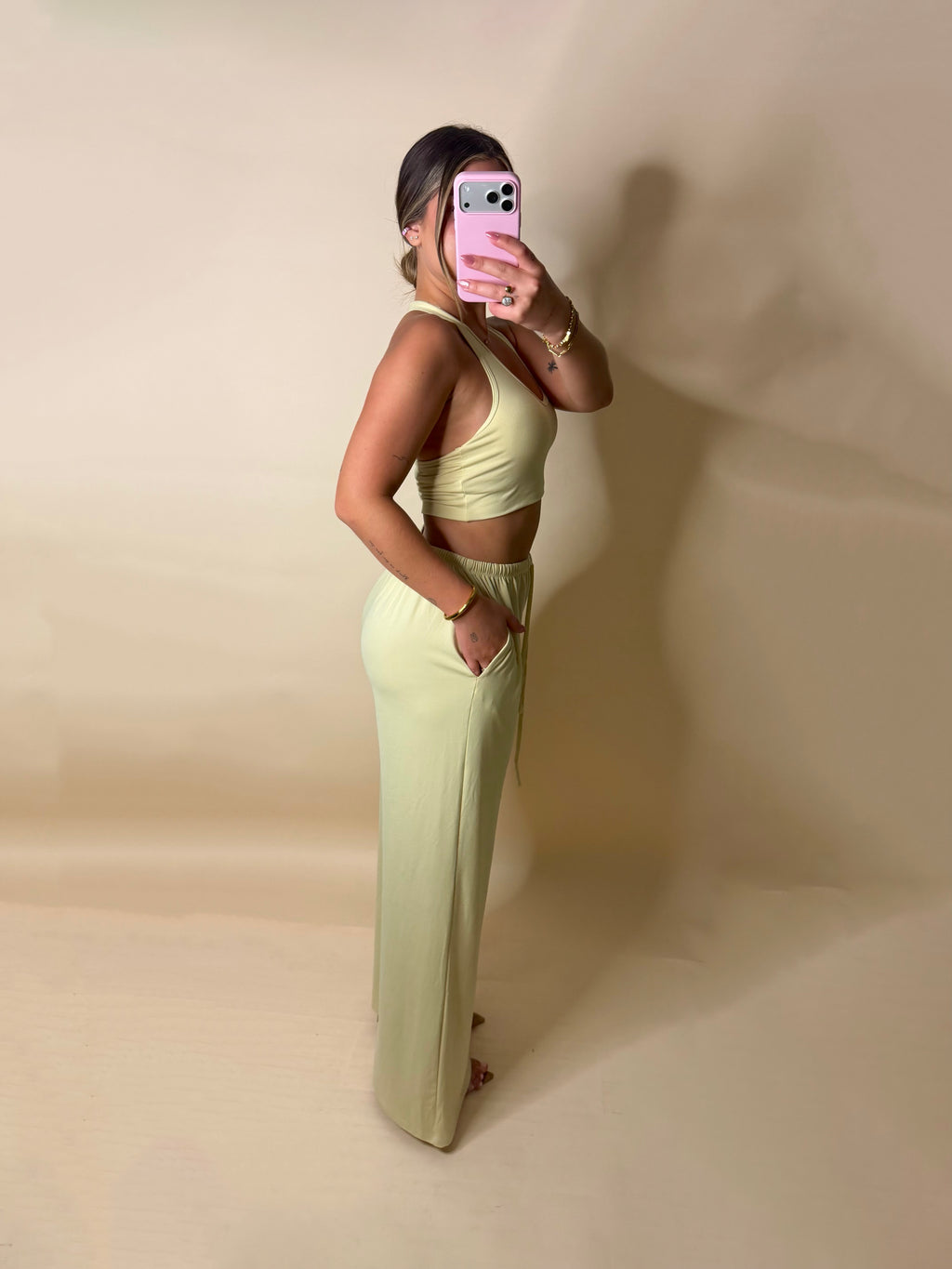 LOUNGE SET (BUTTER YELLOW)