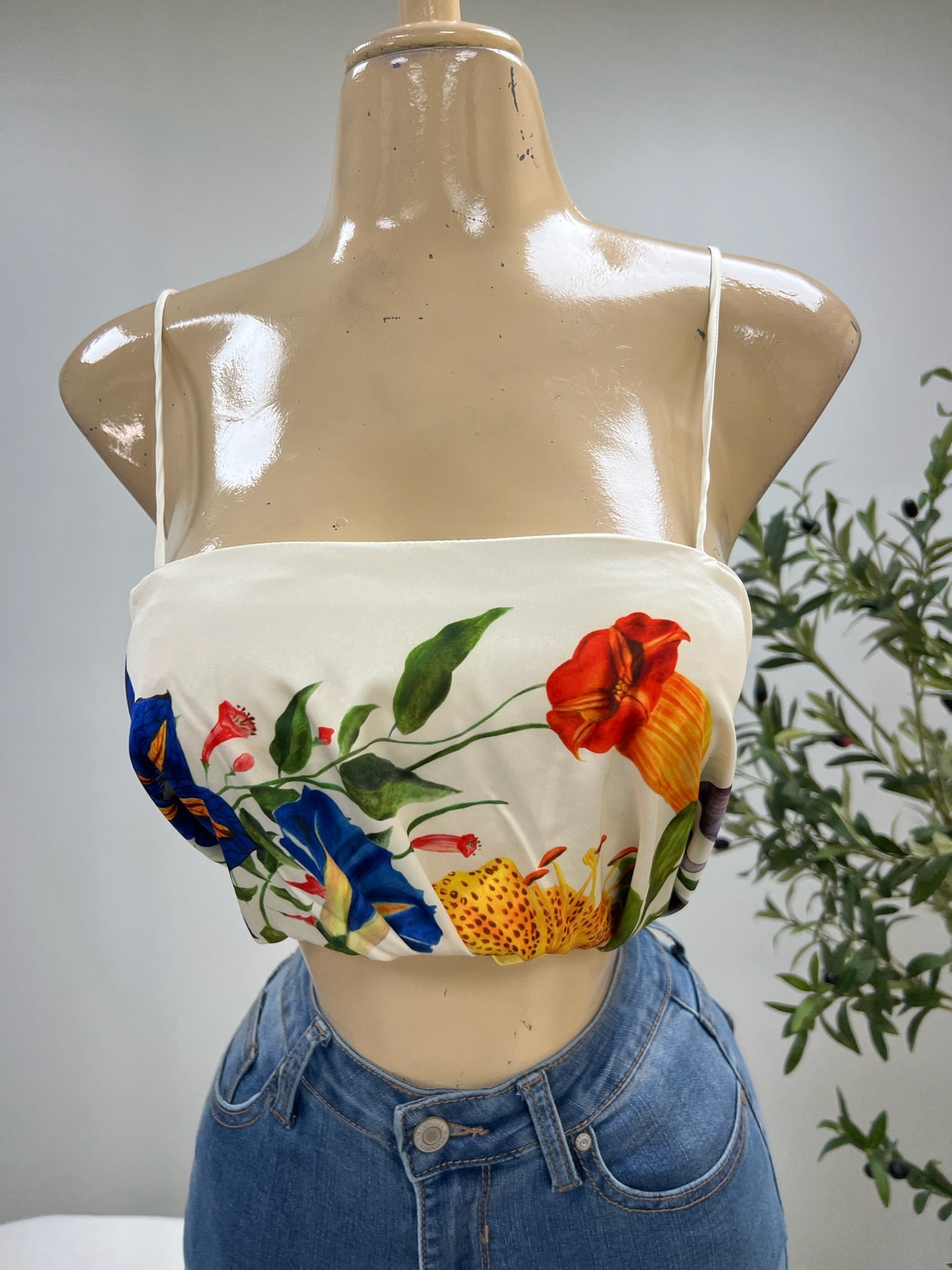 CALIA SCARF TOP