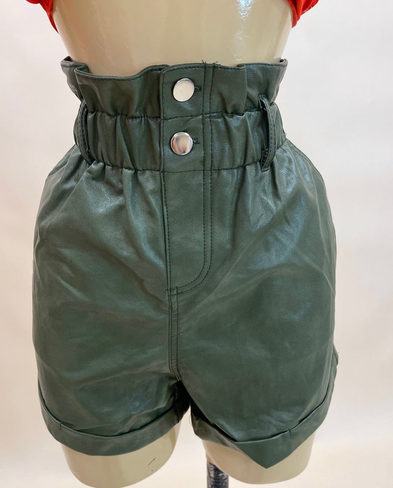 CELINE SHORT