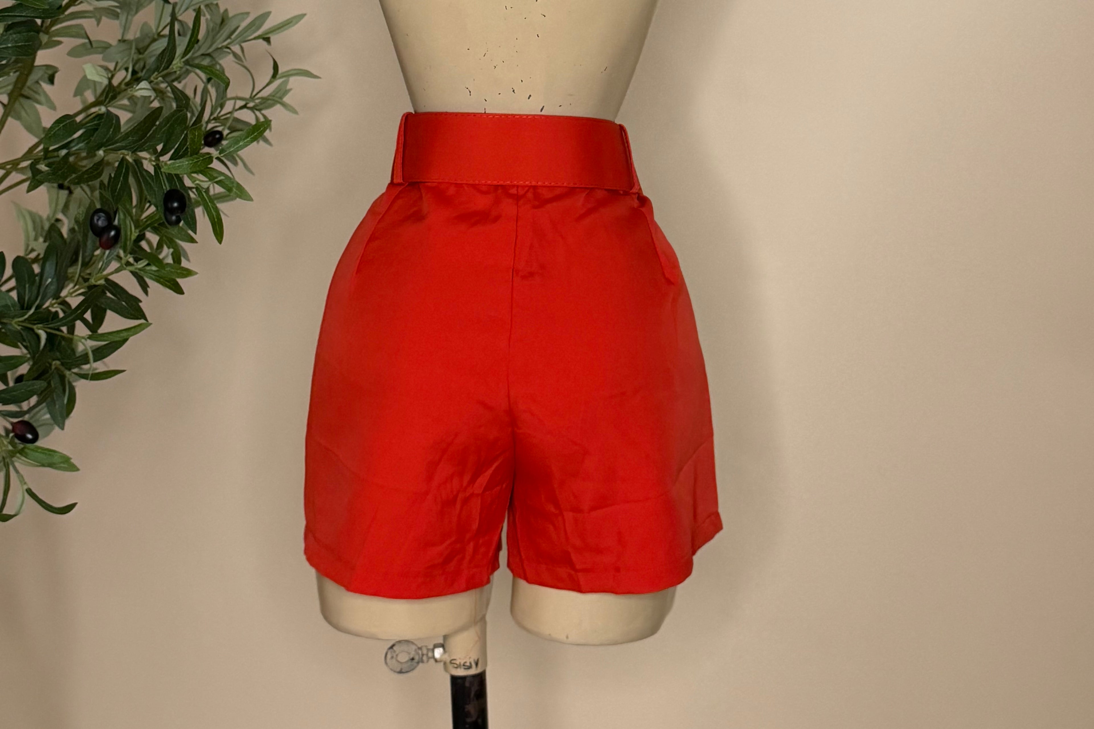 JULIA SHORT (ORANGE)