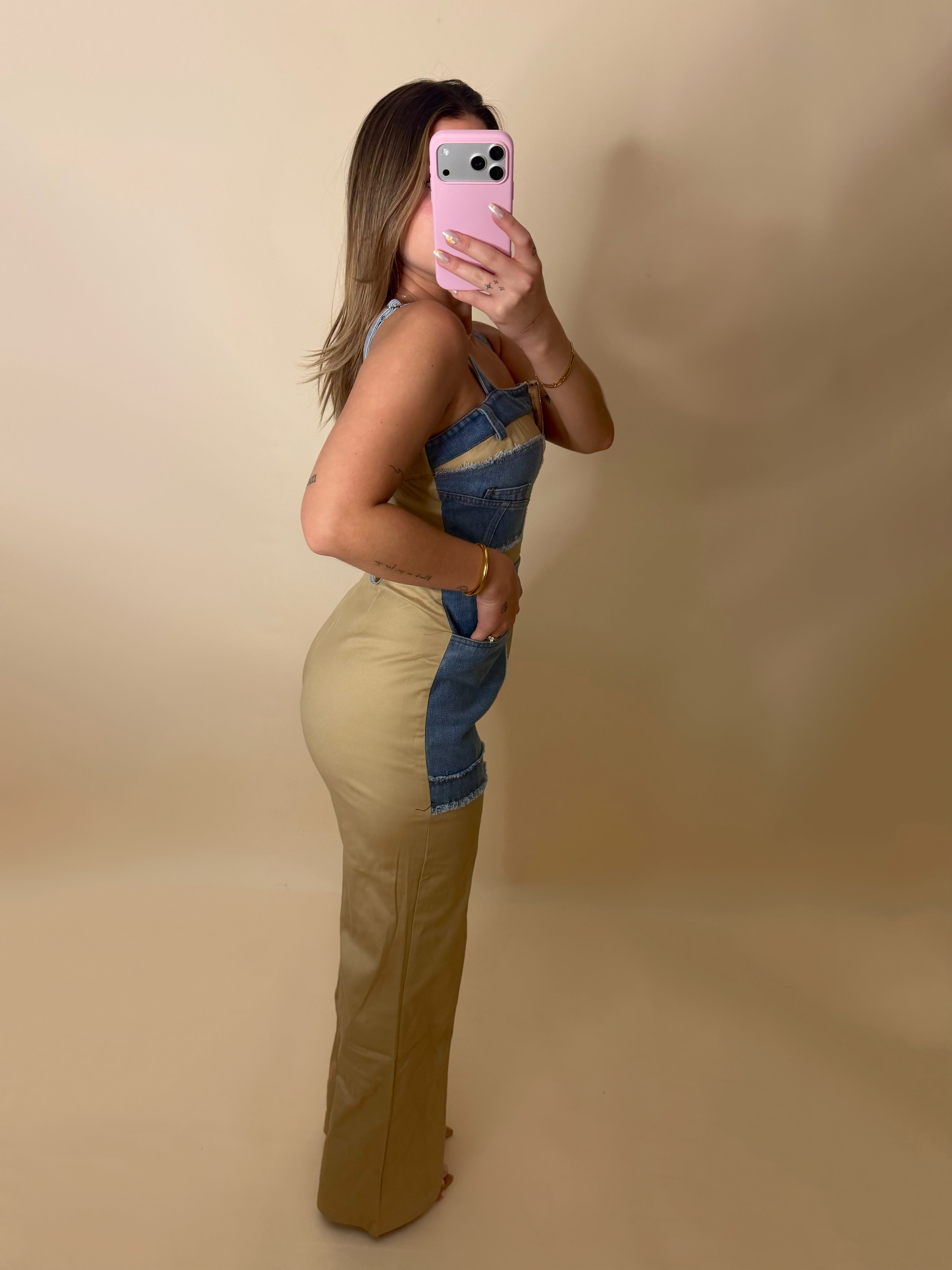 DANIELLA JUMPSIUT