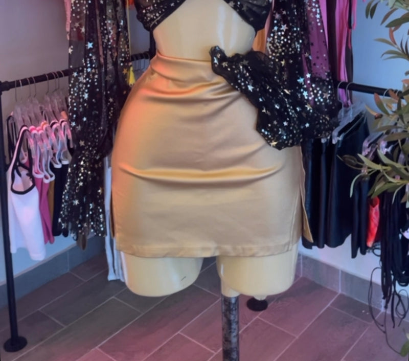 BEATRICE SKORT (GOLD)