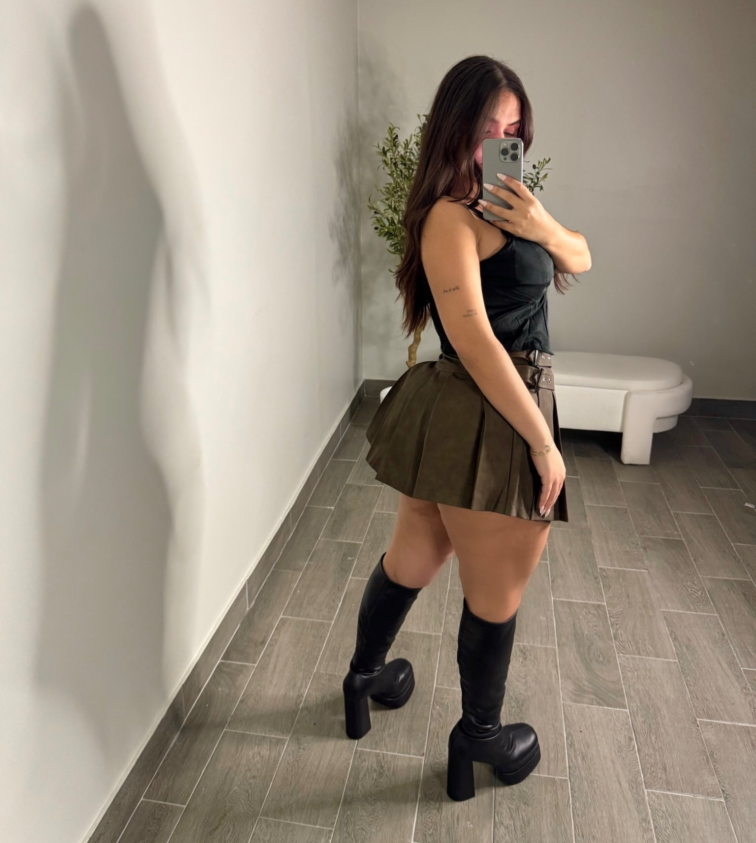 DESTINY SKORT (BROWN)
