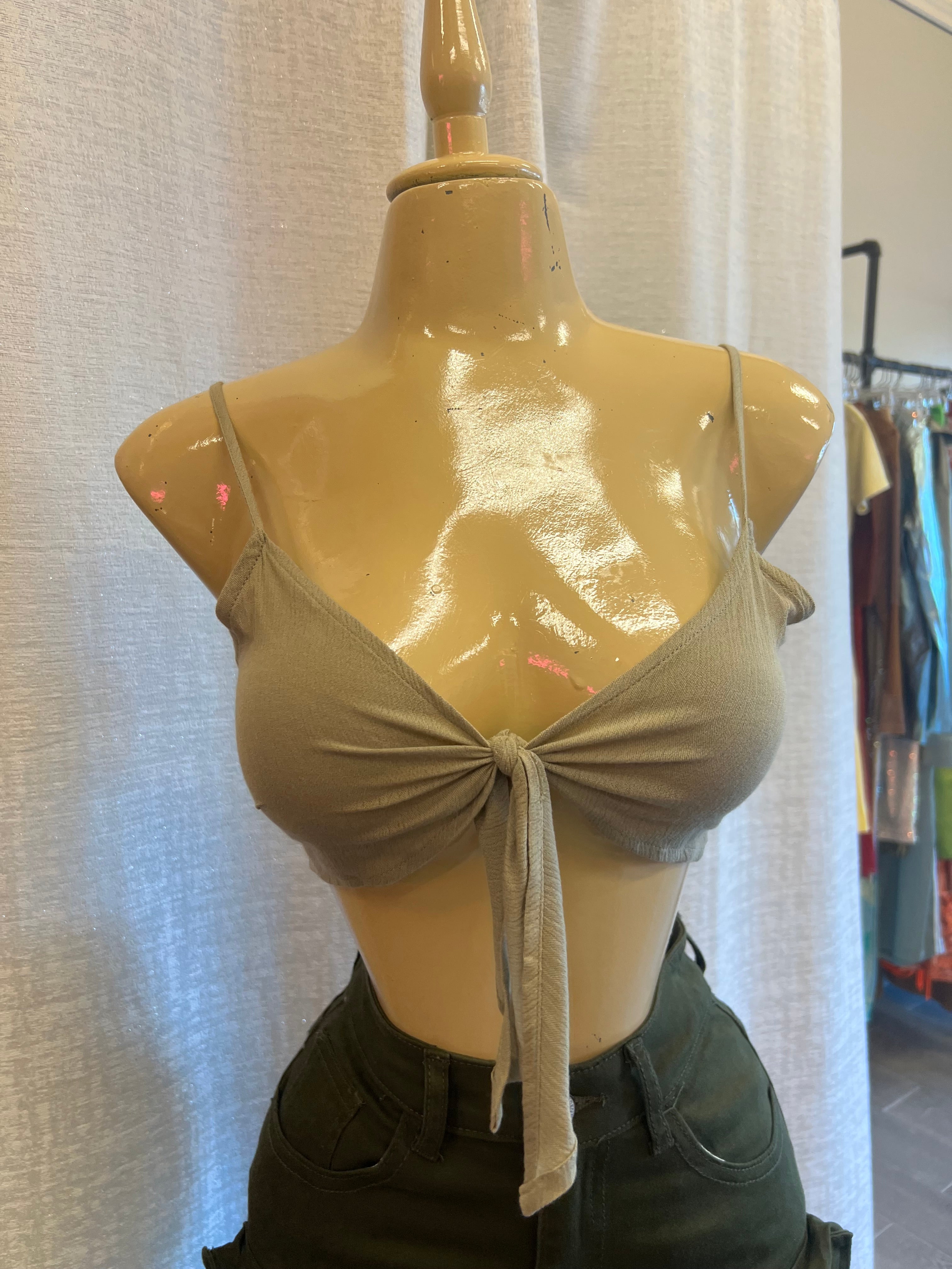 OLIVIA CROP TOP