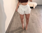 RUFFLE EYELET SHORT