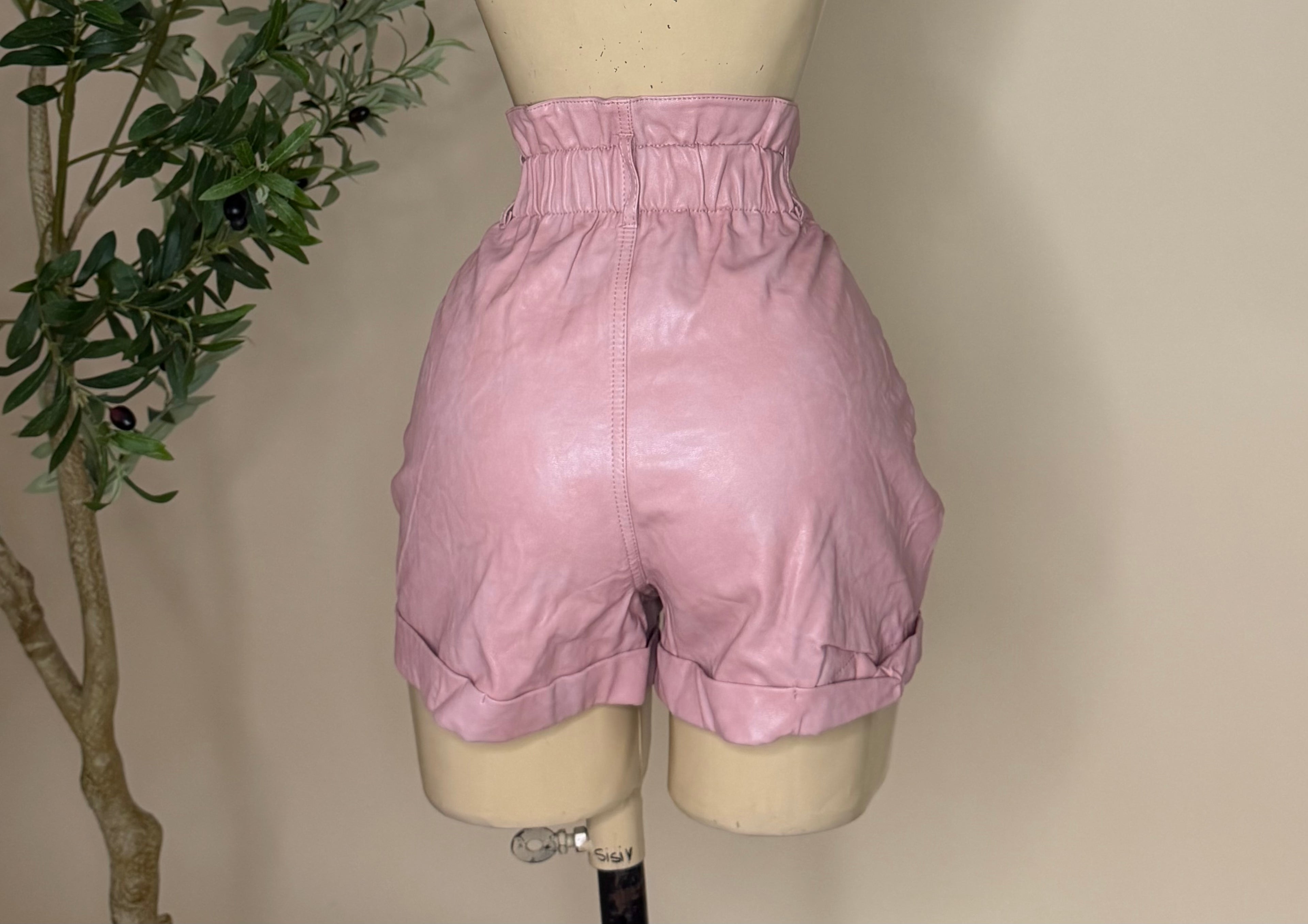 CELINE SHORT