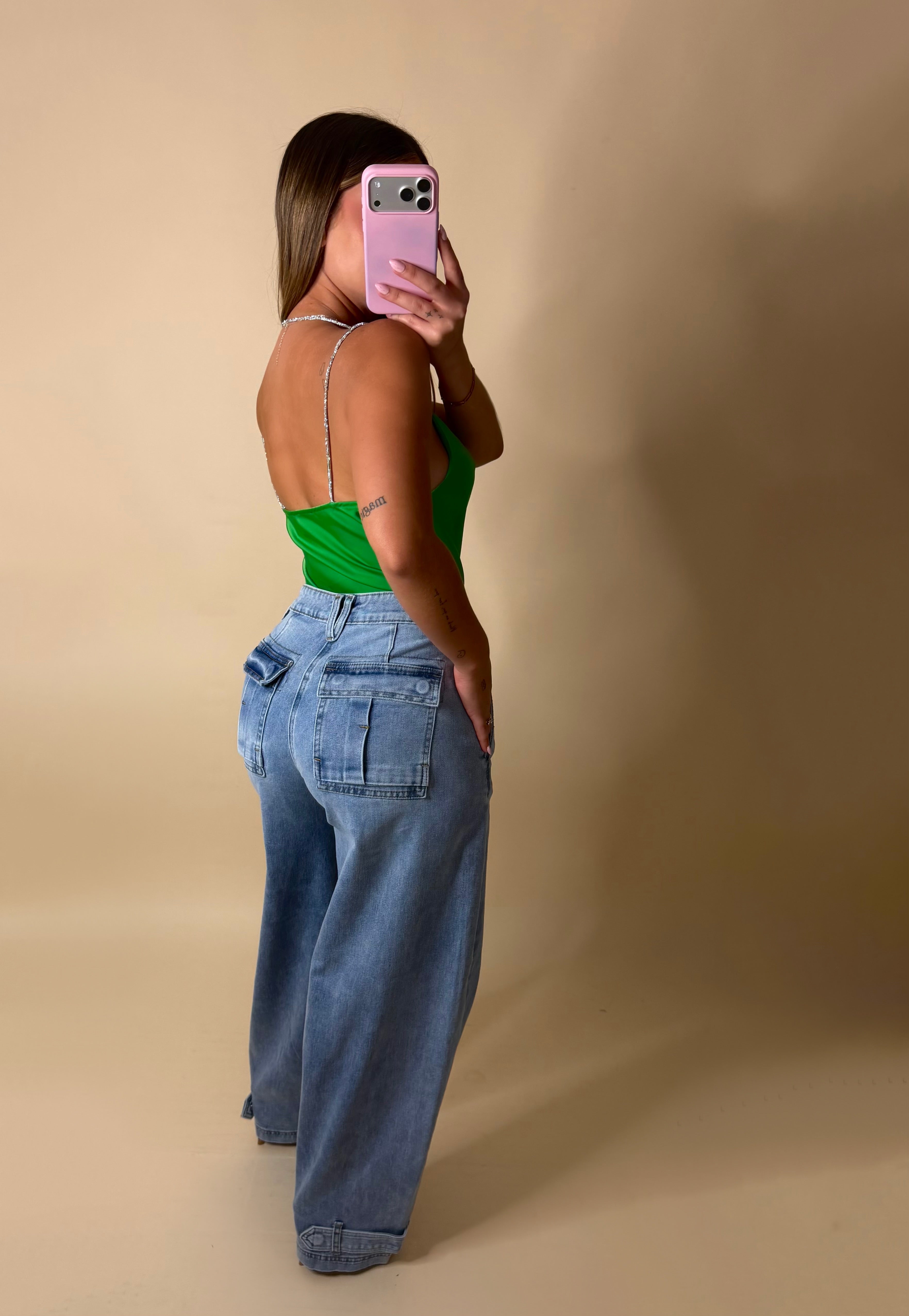 TAYLOR TOP