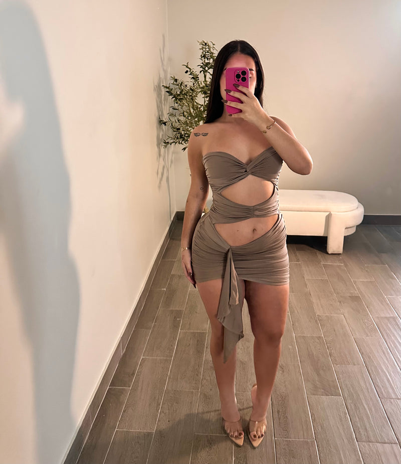 GIANNA DRESS (MOCA)