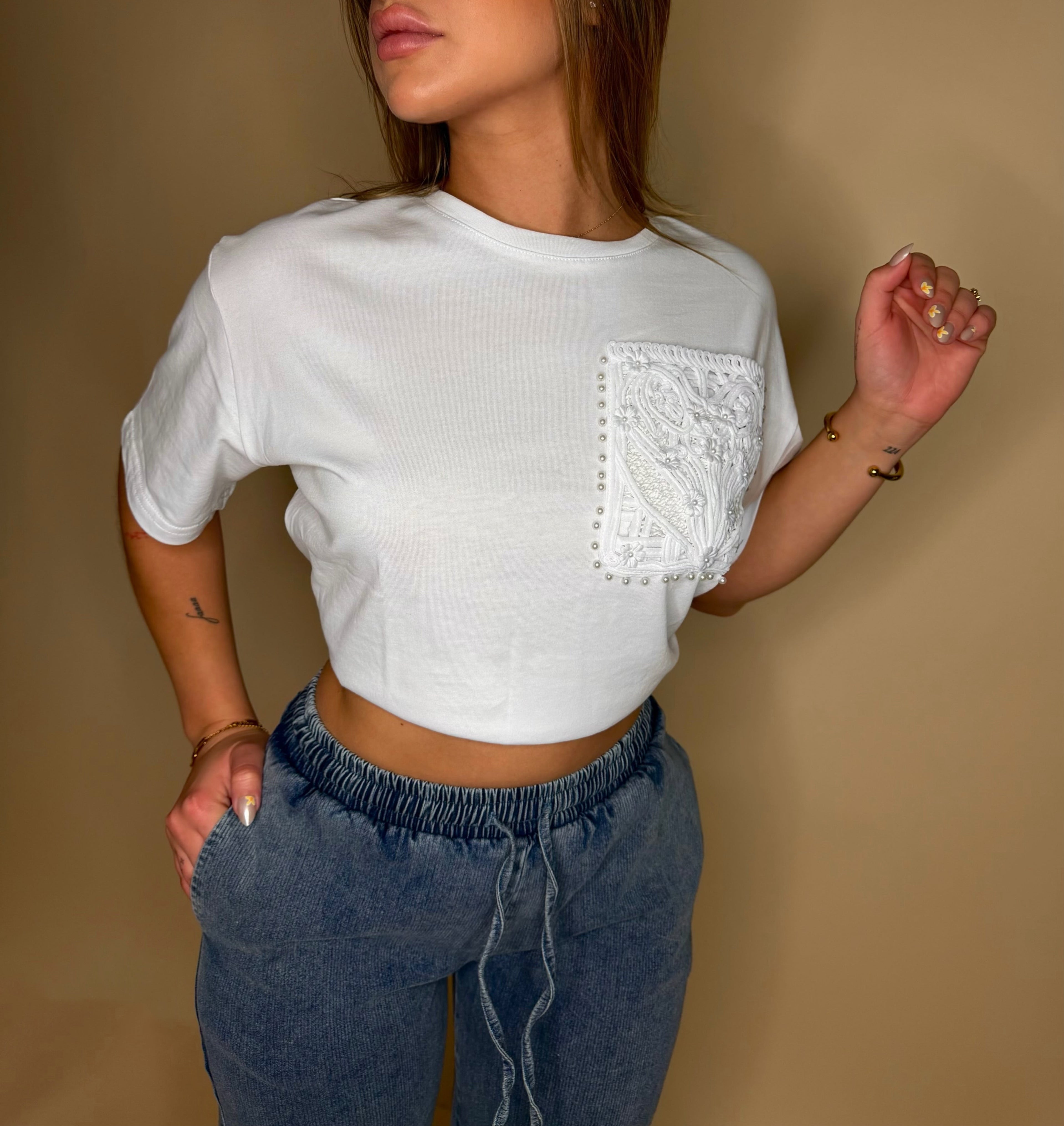 PEARL POCKET T-SHIRT