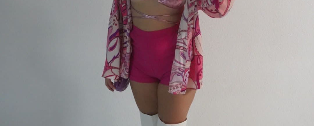 BELLA SHORT (HOT PINK)