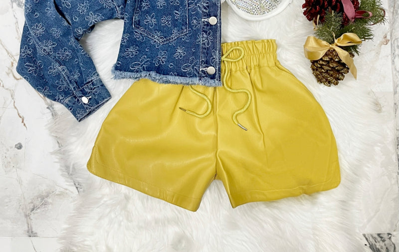LIZZIE SHORTS