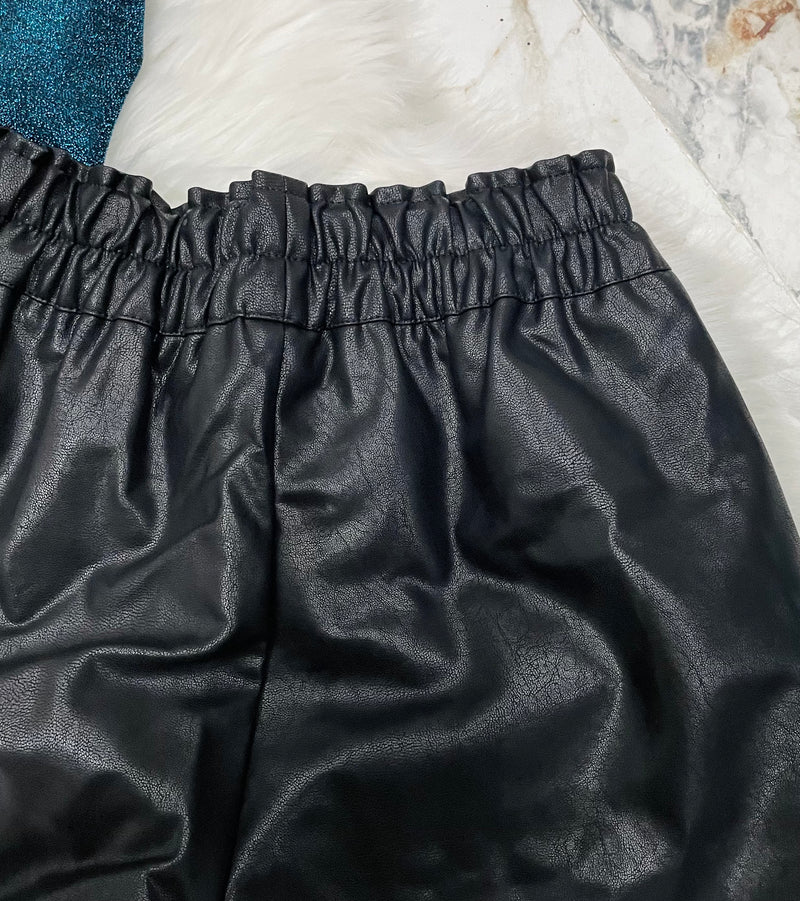 LIZZIE SHORTS